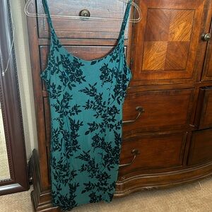 Vintage velour plus size floral mesh dress